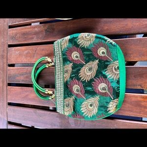 Green color purse